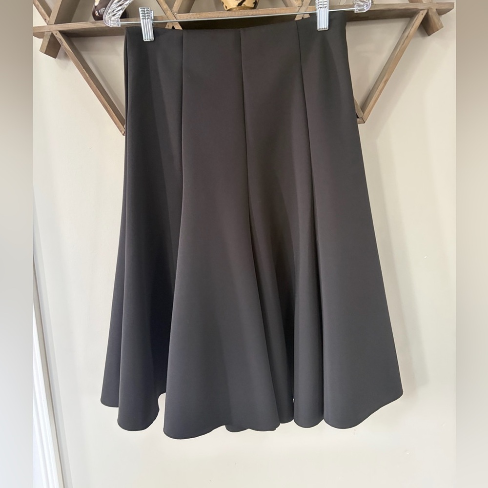 Vince Camuto black A-line midi skirt. Women’s Size 0. - Picture 2 of 8
